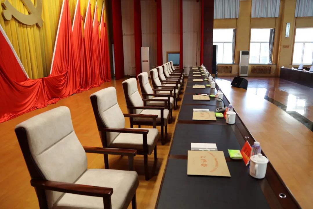 【镜头】带你走近市纪委十三届二次全会01.jpg