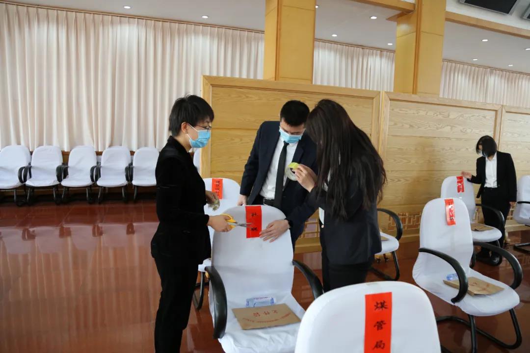 【镜头】带你走近市纪委十三届二次全会02.jpg