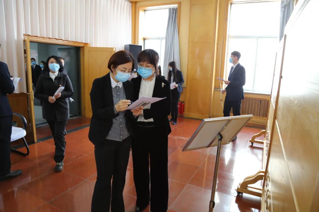 【镜头】带你走近市纪委十三届二次全会04.jpg