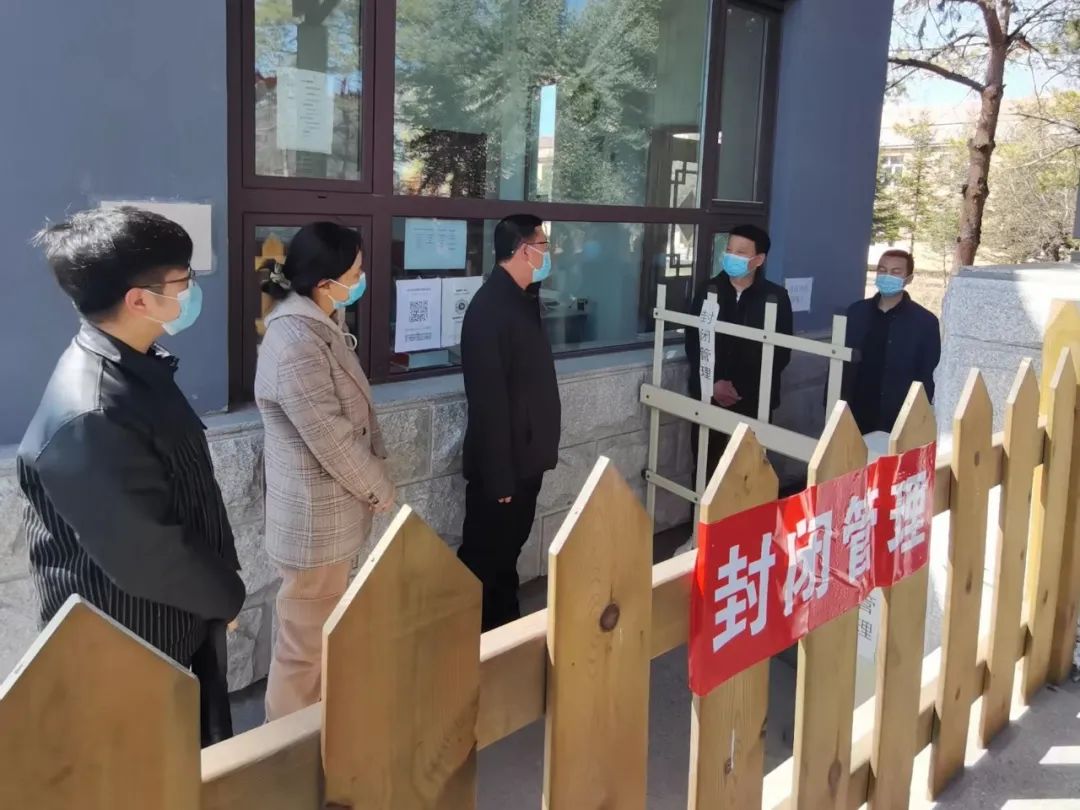 【战“疫”进行时】驻市人社局纪检监察组：深入一线监督检查 助推疫情防控措施落实落地02.jpg