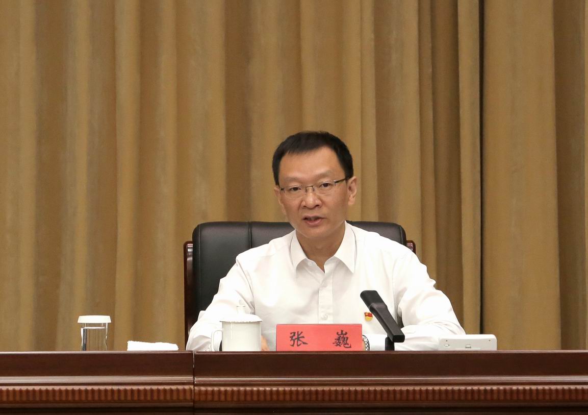 守护初心 勇担使命 当好党和人民的忠诚卫士 01.jpg