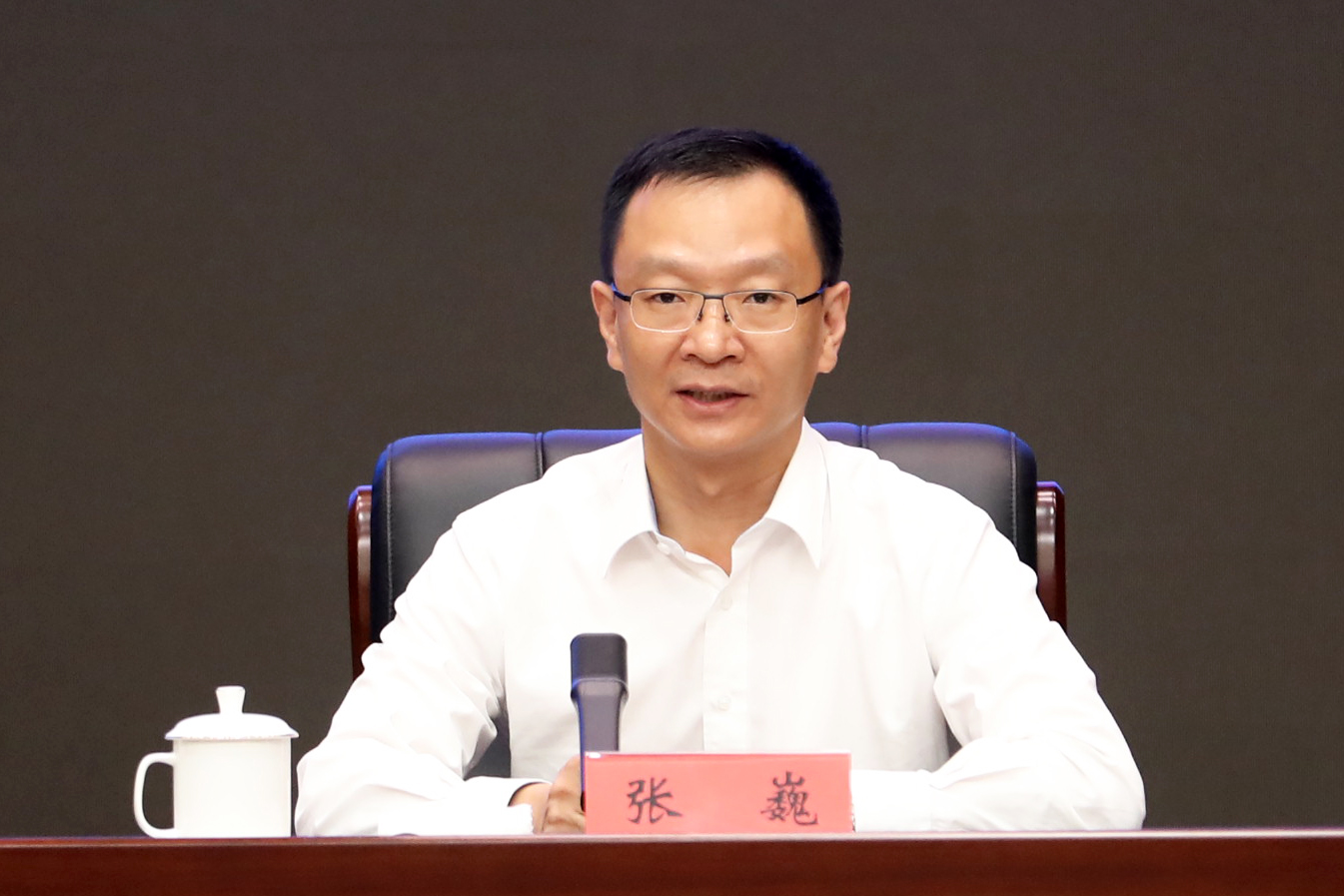 张巍在省纪委监委理论学习中心组2021年第七次集体学习时强调 01.jpg