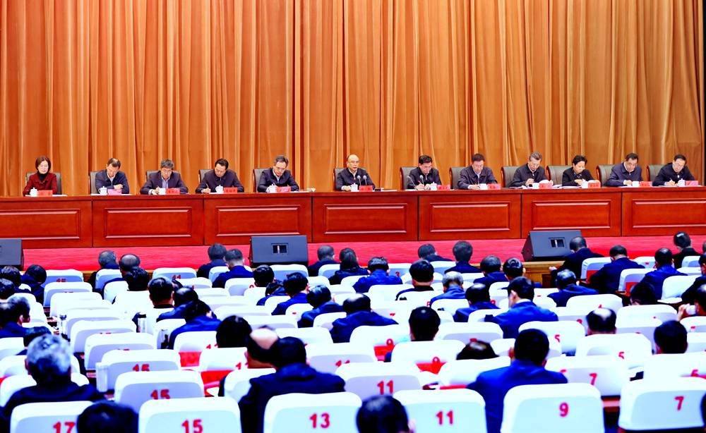 许勤：深入学习贯彻党的十九届六中全会精神 以更加昂扬奋进姿态走好新的赶考之路01.jpg
