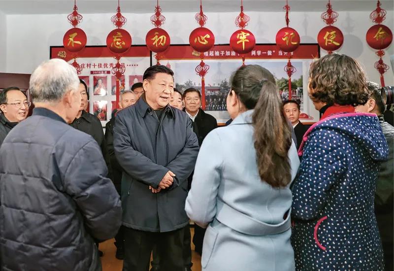 《坚持用马克思主义及其中国化创新理论武装全党》04.jpg